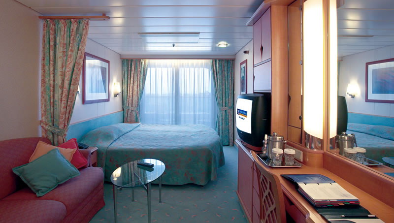 Каюта з балконом "Ocean View Stateroom with Balcony"