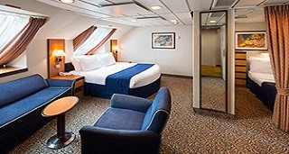 Каюта з вікном "Ultra Spacious Ocean View"