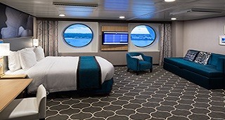 Каюта з вікном "Ultra Spacious Ocean View"