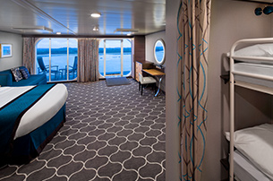 Каюта з балконом "Ultra Spacious Ocean View with Large Balcony"