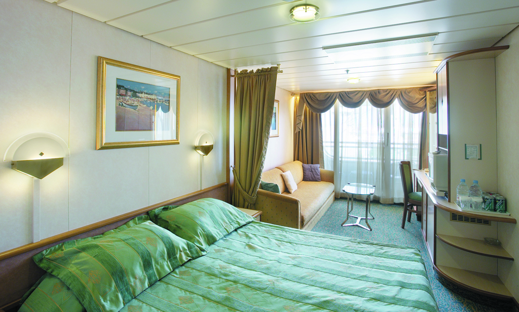 Каюта з балконом "Spacious Ocean View Balcony"