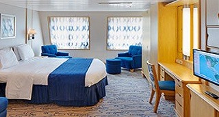 Каюта з вікном "Ultra Spacious Ocean View"