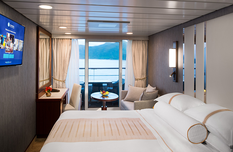 Каюта з балконом "Veranda Stateroom"