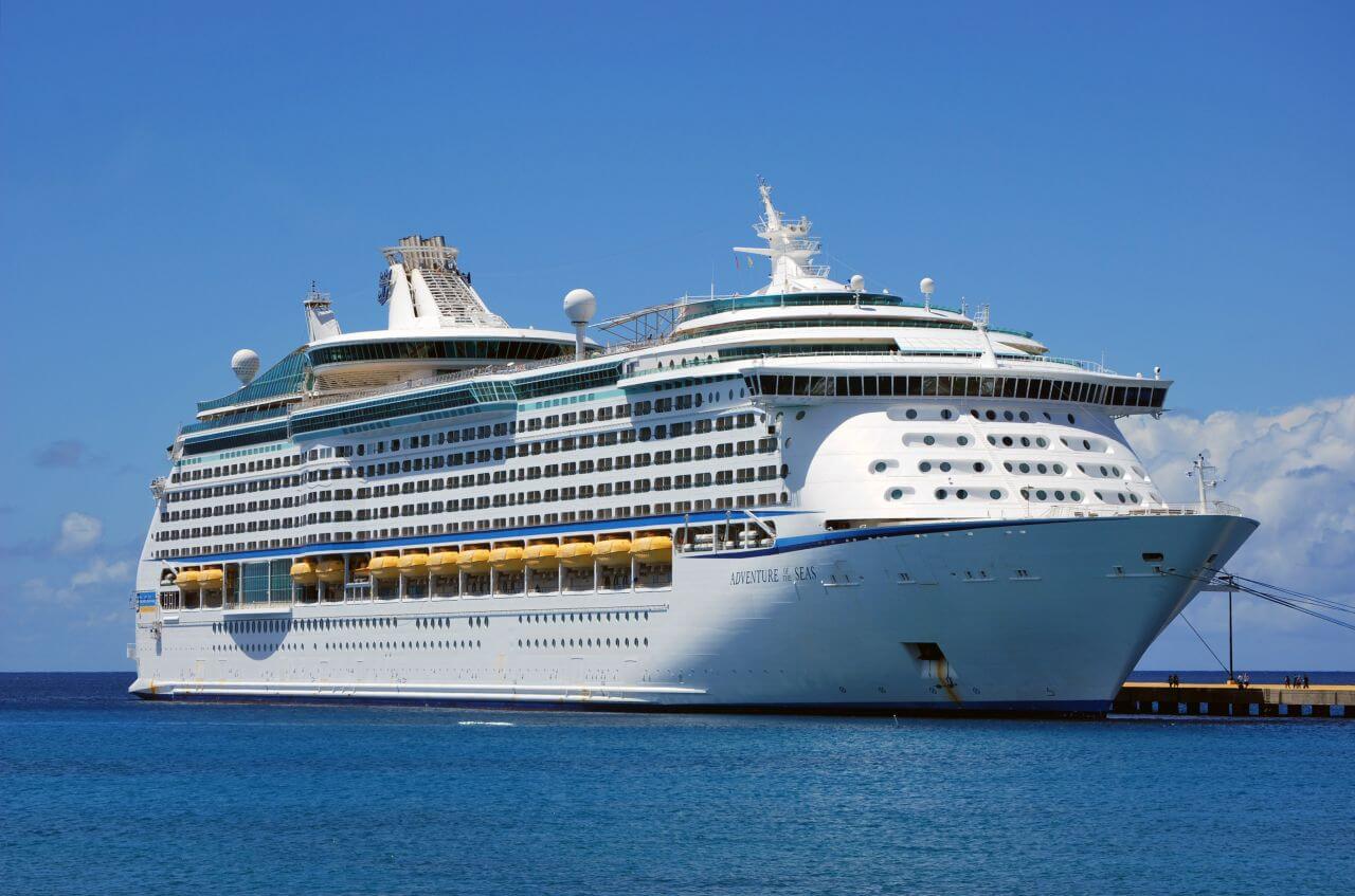 Круїзний лайнер Adventure of the Seas - Adventure of the Seas 5*