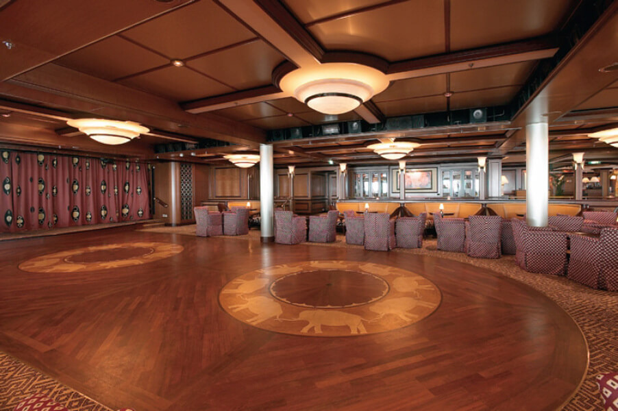 Круїзний лайнер Jewel of the Seas - Сафари-клуб (Safari Club)