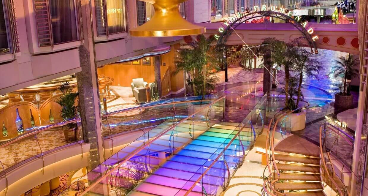 Круїзний лайнер Liberty of the Seas - Атриум (Atrium)