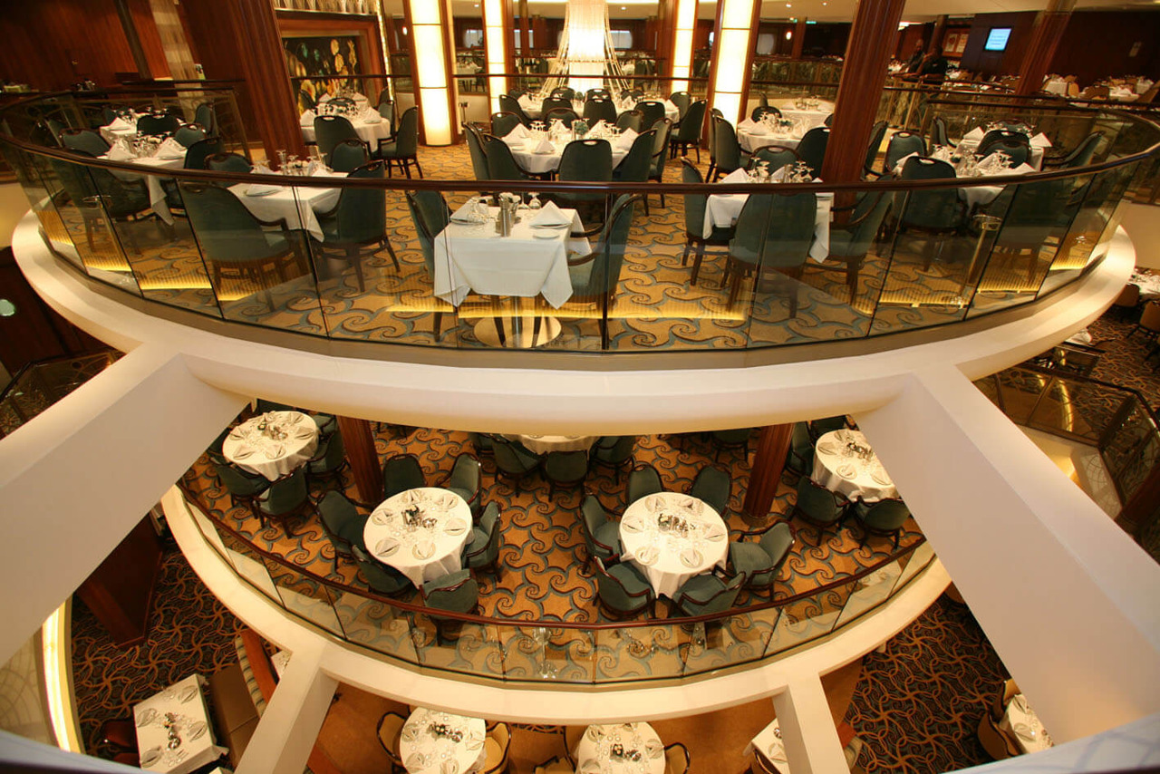 Круїзний лайнер Allure of the Seas - Основной ресторан (Dining Room)