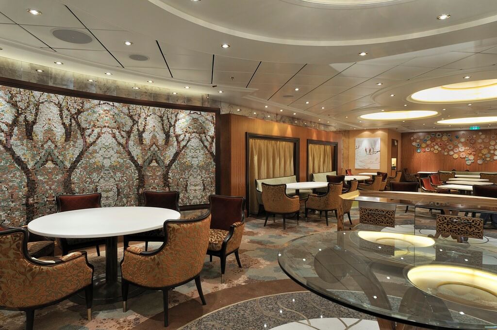 Круїзний лайнер Allure of the Seas - Ресторан в Центральном парке (Central Park Restaurant)