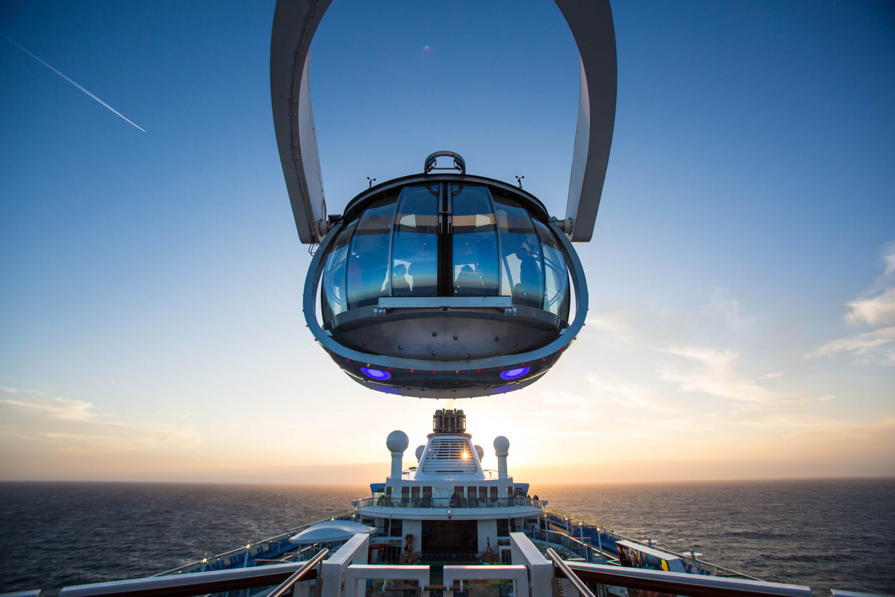 Круїзний лайнер Quantum of the Seas - Обзорная площадка North Star