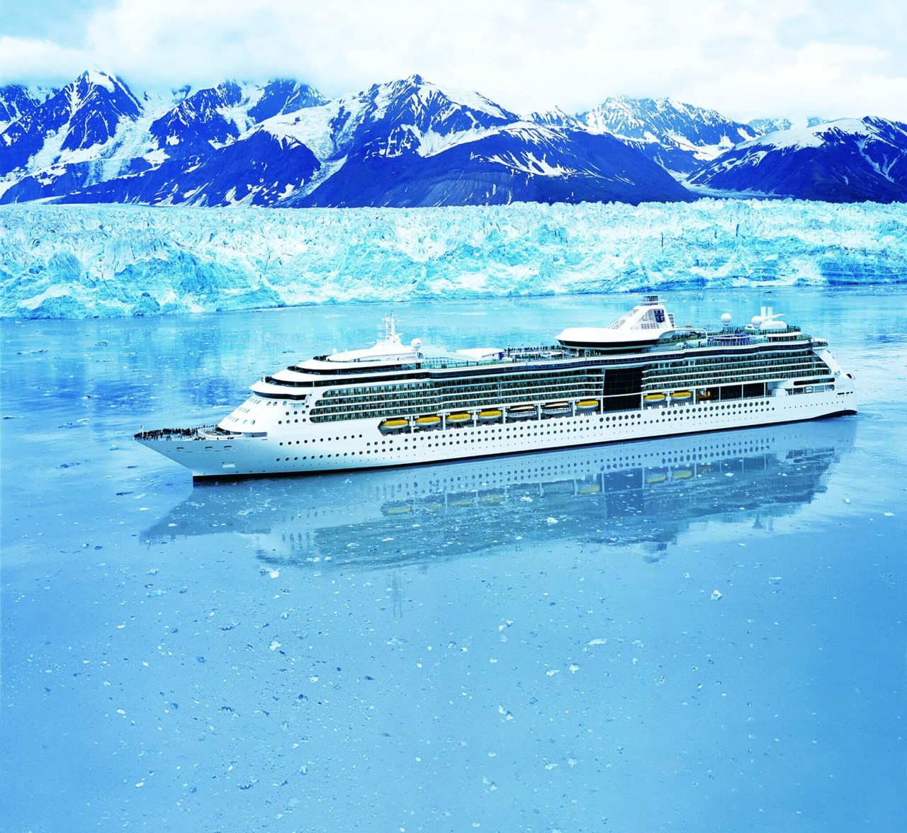 Круїзний лайнер Radiance of the Seas - Внешний вид лайнера (Exterior)