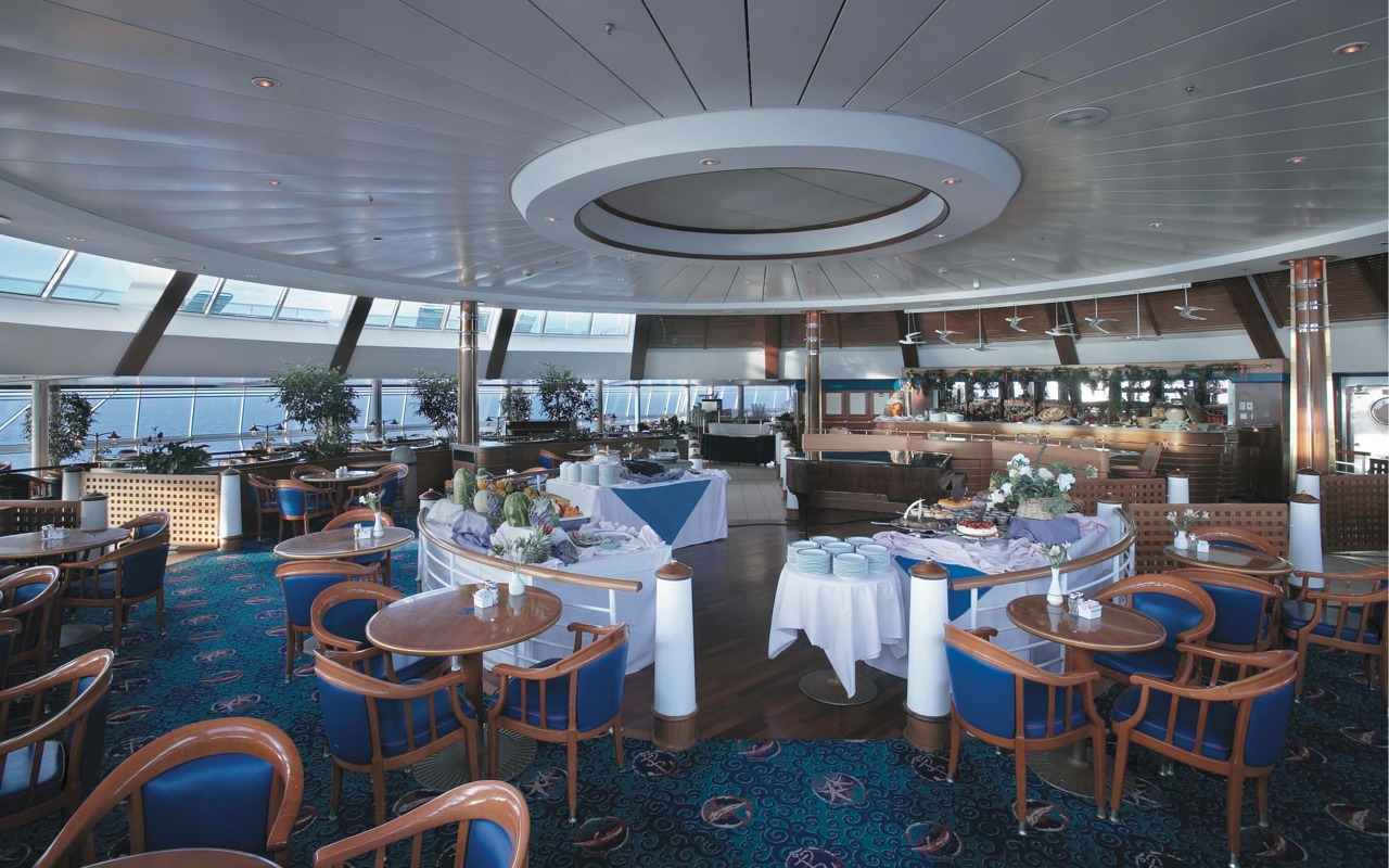 Круїзний лайнер Rhapsody of the Seas - Шведский стол (Windjammer Cafe)