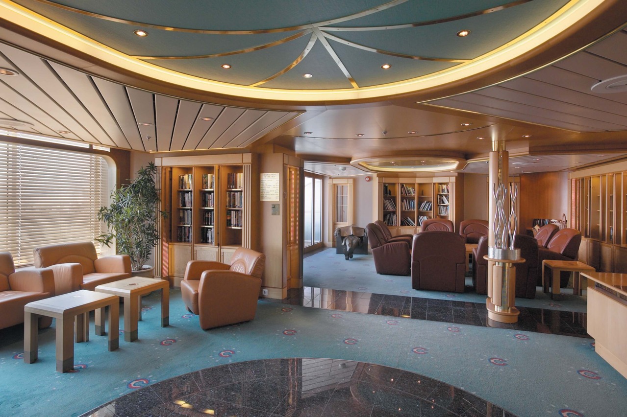 Круїзний лайнер Rhapsody of the Seas - Библиотека (Library)