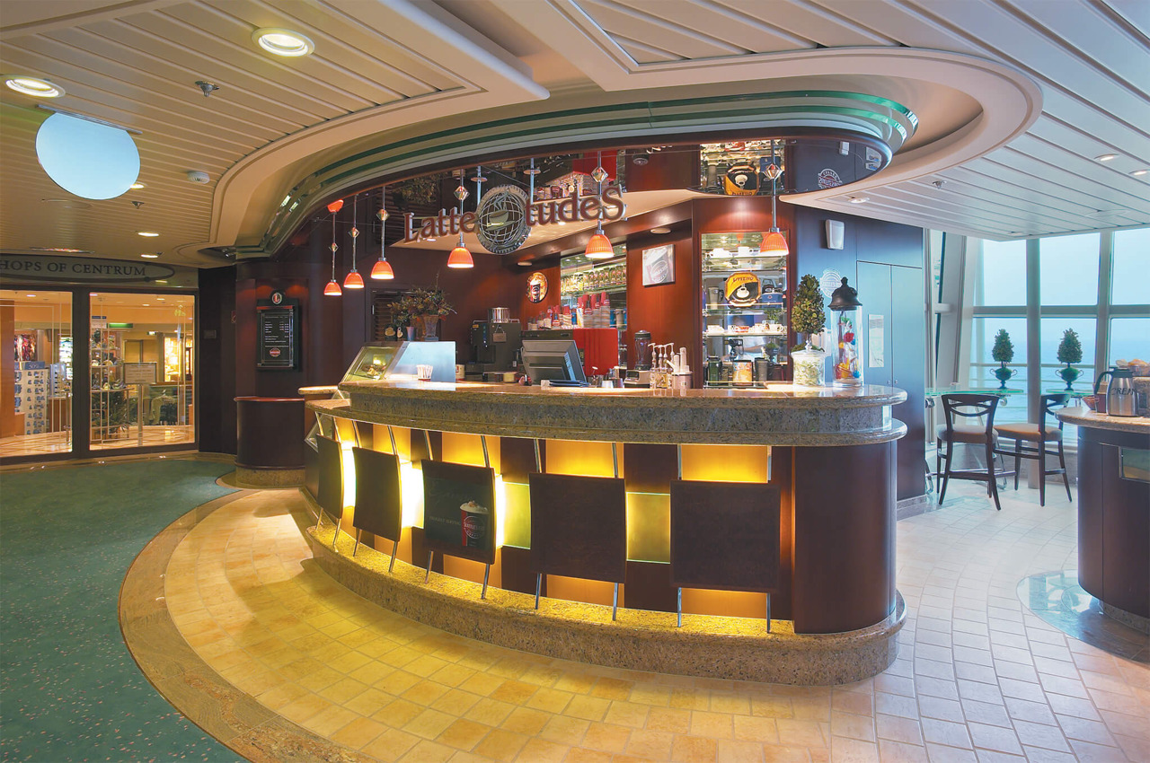 Круїзний лайнер Serenade of the Seas - Кофейня (LatteTudes)