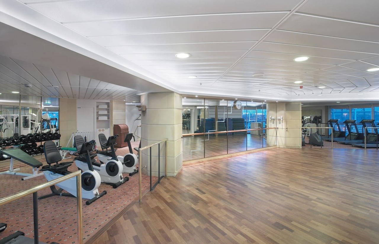 Круїзний лайнер Vision of the Seas - Тренажерный зал (Fitness Center)