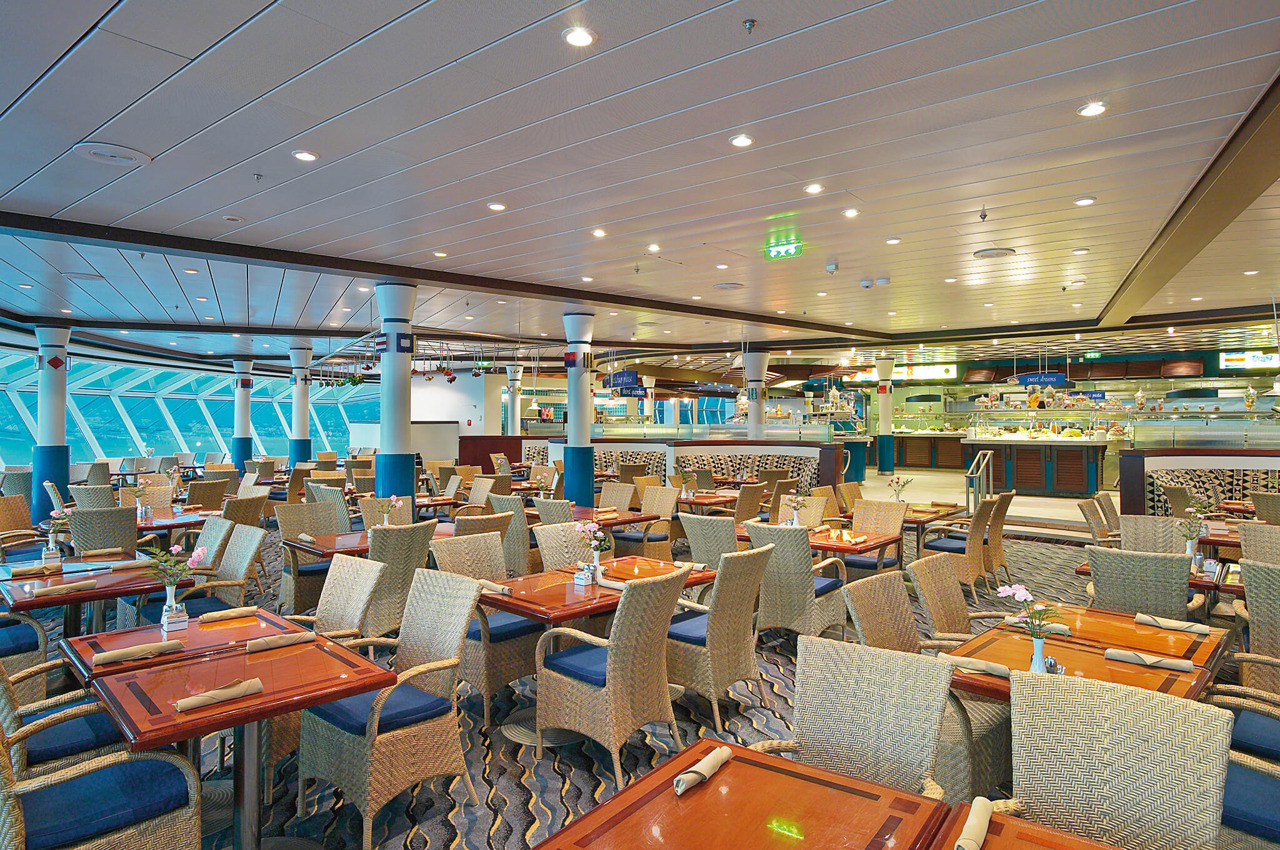 Круїзний лайнер Voyager of the Seas - Шведский стол (Windjammer)