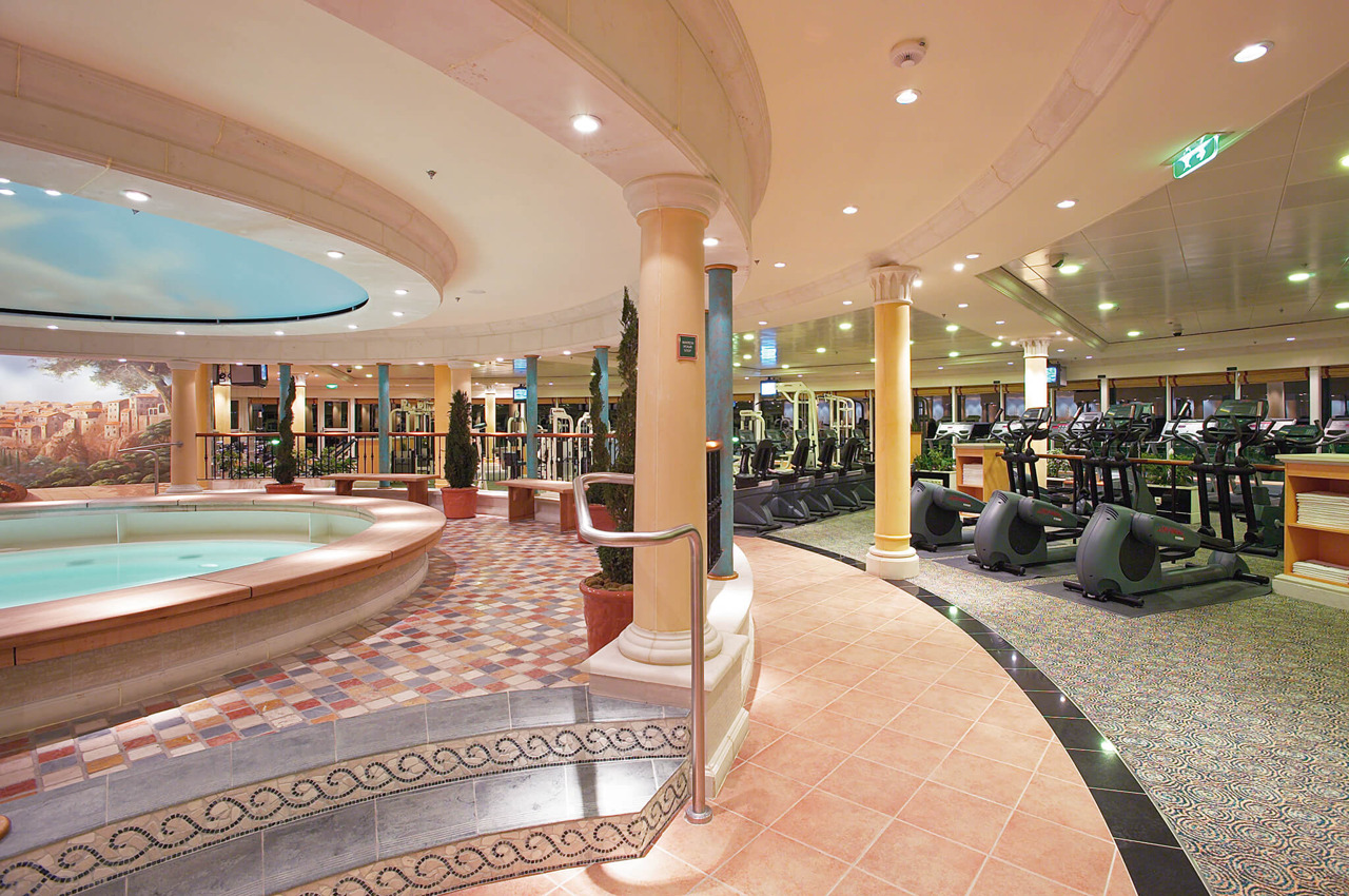 Круїзний лайнер Voyager of the Seas - Тренажерный зал (Ship shape Gym)