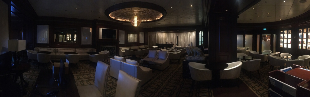 Круїзний лайнер Celebrity Constellation - Michael Club 1]