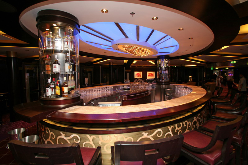 Круїзний лайнер Celebrity Eclipse - Салон Ensemble (Ensemble Lounge)