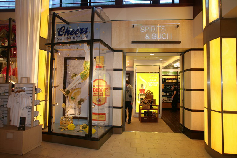 Круїзний лайнер Celebrity Eclipse - Магазины (Shops)