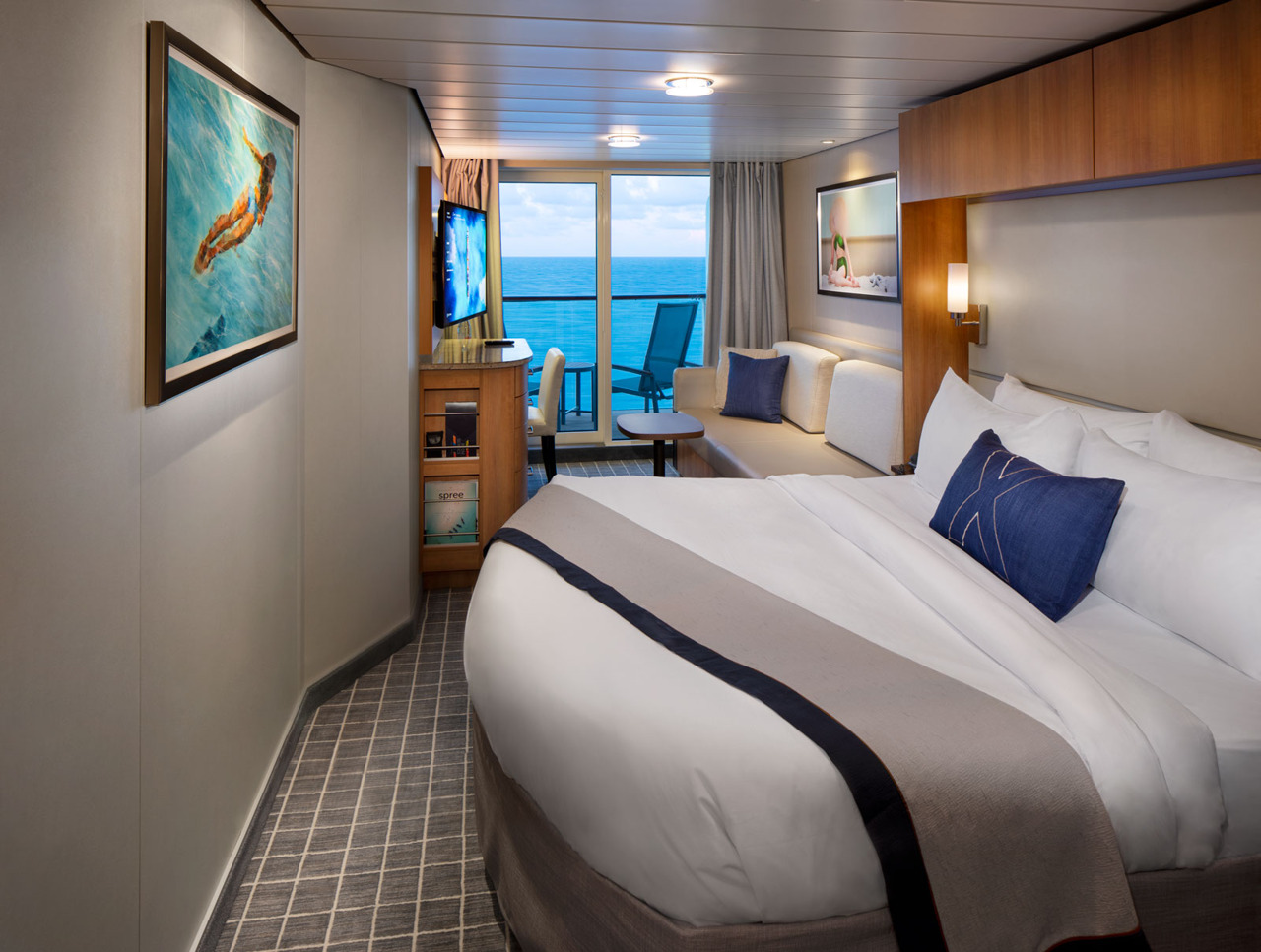 Круїзний лайнер Celebrity Equinox - EQ19-ConciergeClassStateroomR