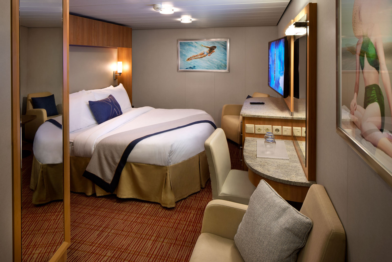 Круїзний лайнер Celebrity Equinox - EQ19-InsideStateroomR