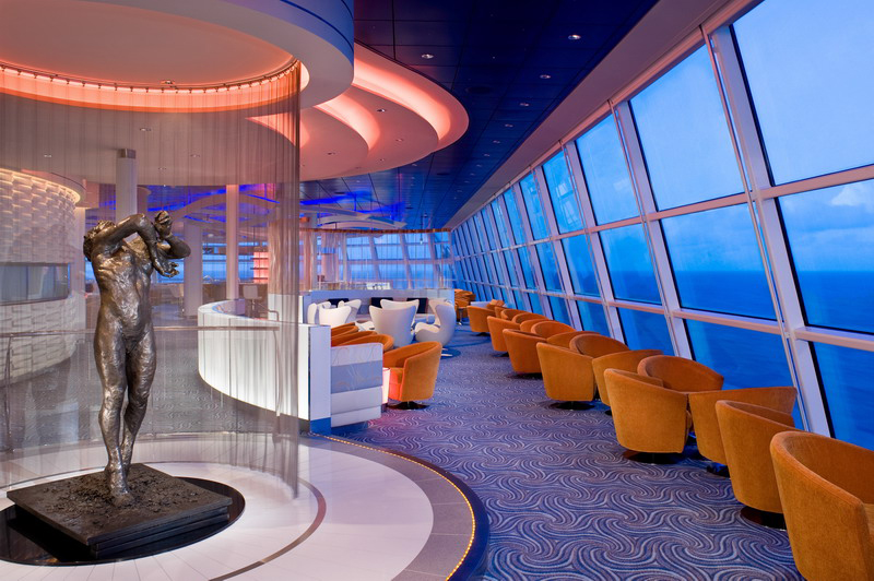 Круїзний лайнер Celebrity Equinox - Салон Небо (Sky Lounge)