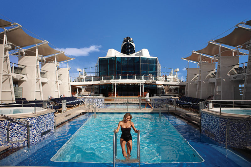 Круїзний лайнер Celebrity Equinox - Палуба водных развлечений (Pool deck)