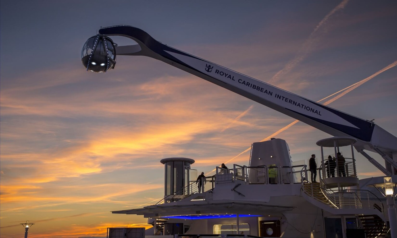 Круїзний лайнер Anthem of the Seas - Обзорная площадка North Star