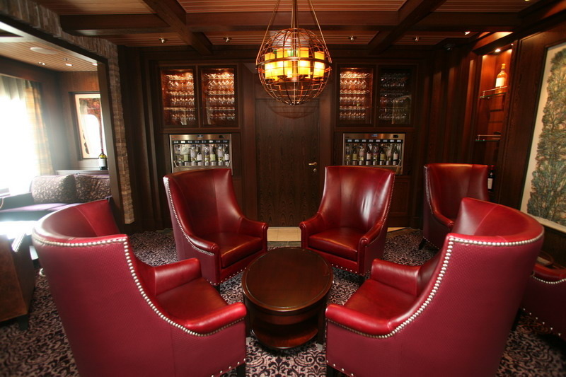 Круїзний лайнер Celebrity Silhouette - Винный ресторан (Cellar Masters wine tasting bar)