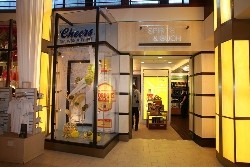 Круїзний лайнер Celebrity Silhouette - Магазины (Shops)