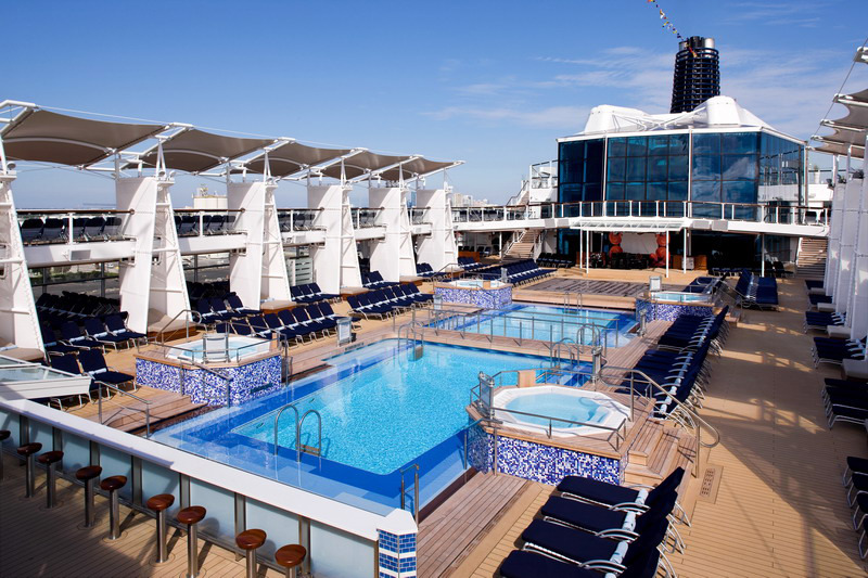 Круїзний лайнер Celebrity Solstice - Палуба водных развлечений (Pool Deck)
