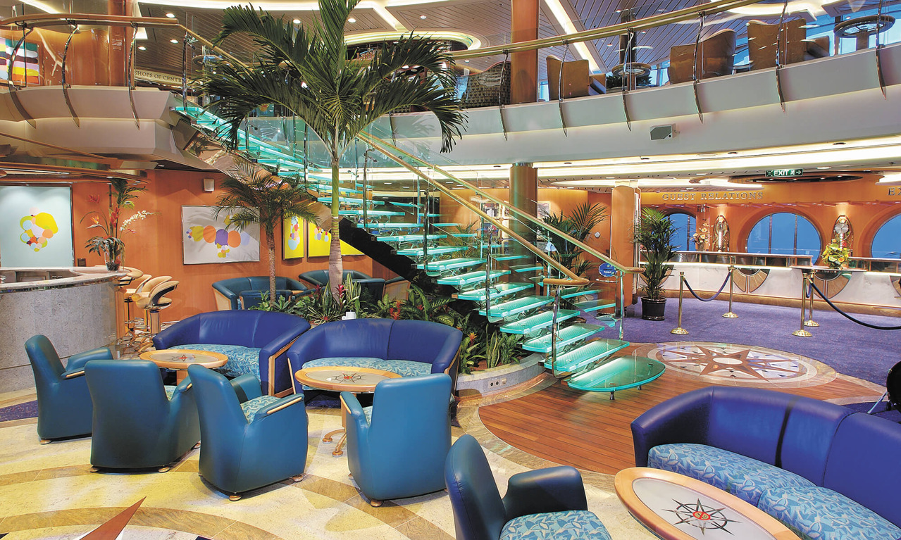 Круїзний лайнер Brilliance of the Seas - Атриум (Centrum)