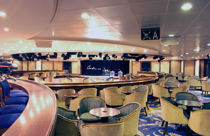 Круїзний лайнер Azamara Quest - Театр (Cabaret Theater)