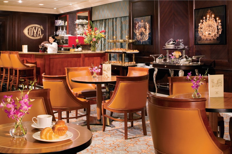 Круїзний лайнер Azamara Quest - Кафе (Cova Cafe)