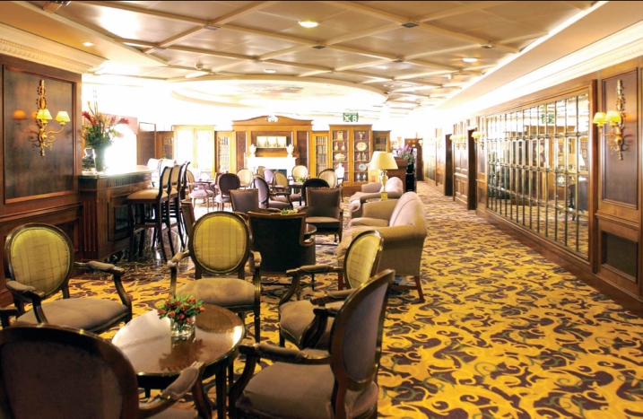 Круїзний лайнер Azamara Quest - Мартини бар (Martini Bar)