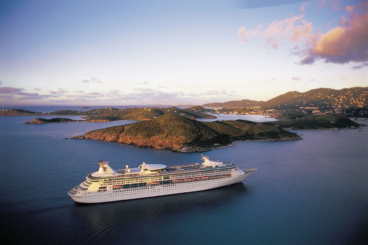 Круизный лайнер Enchantment of the Seas - Enchantment of the Seas 5*