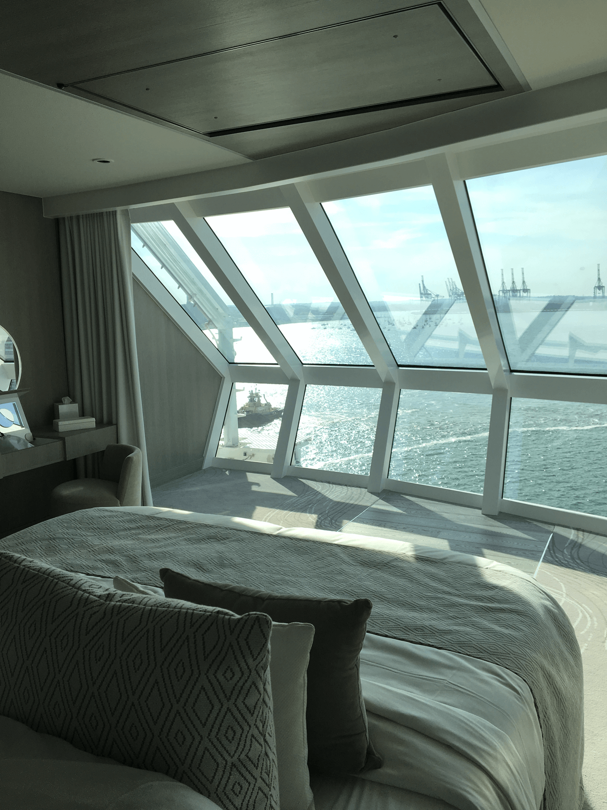 Круїзний лайнер Celebrity Edge - Каюта