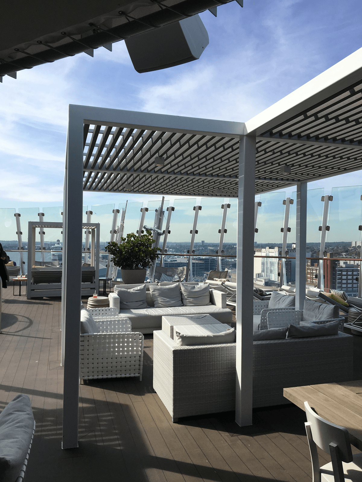 Круїзний лайнер Celebrity Edge - Палуба  