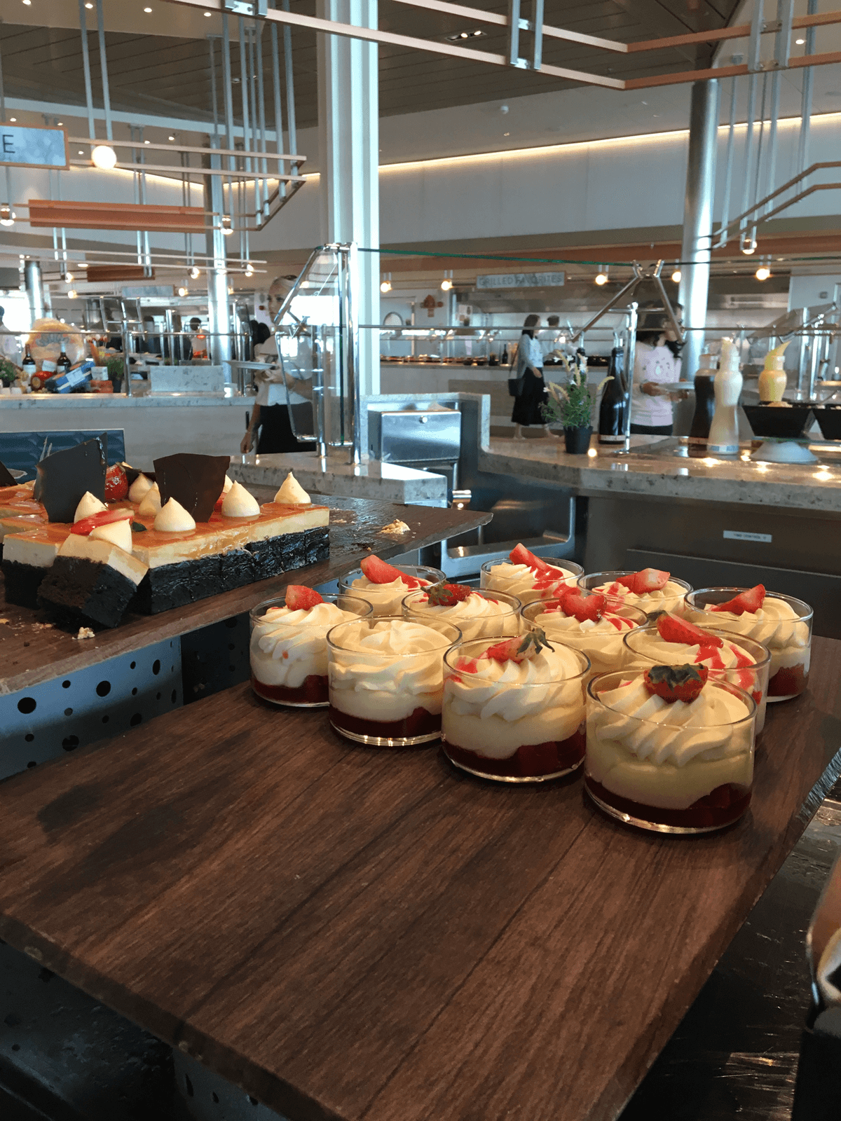 Круїзний лайнер Celebrity Edge - Ресторан    