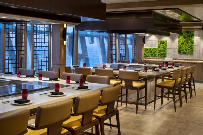 Круїзний лайнер Spectrum of the Seas - Teppanyaki
