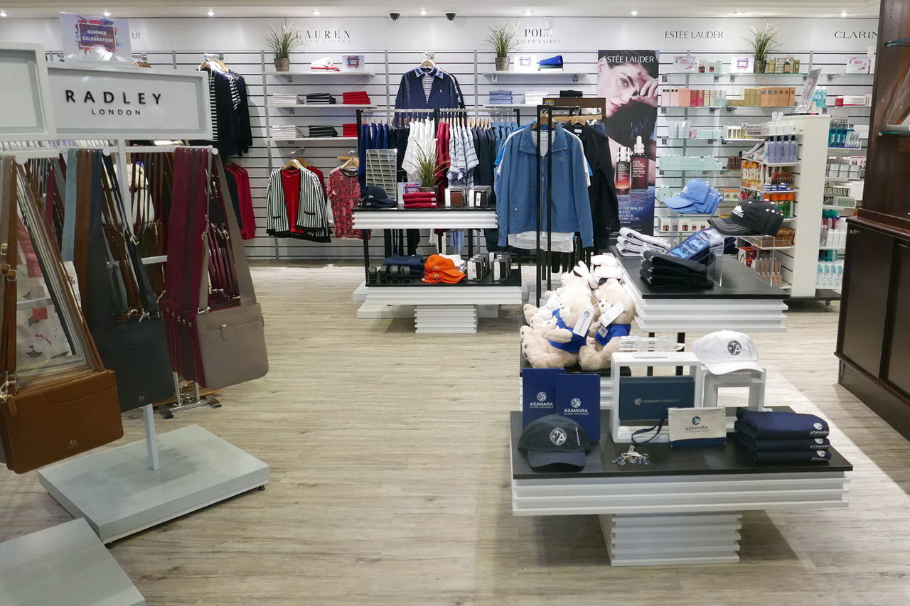 Круїзний лайнер Azamara Pursuit - Brend Store