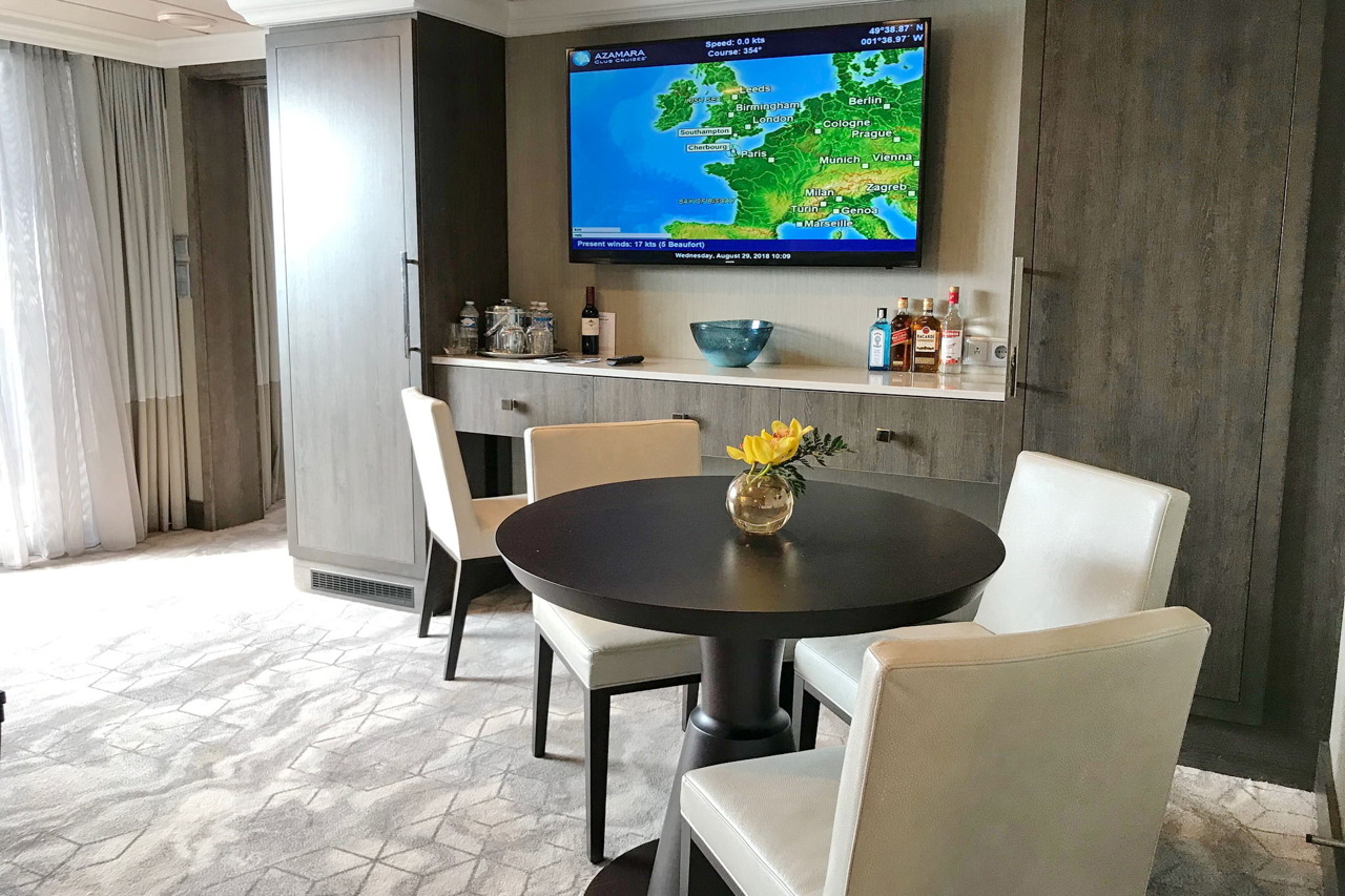 Круїзний лайнер Azamara Pursuit - Stateroom