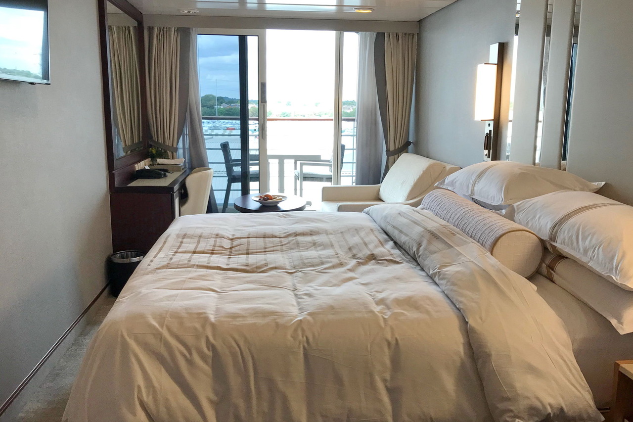 Круїзний лайнер Azamara Pursuit - Stateroom