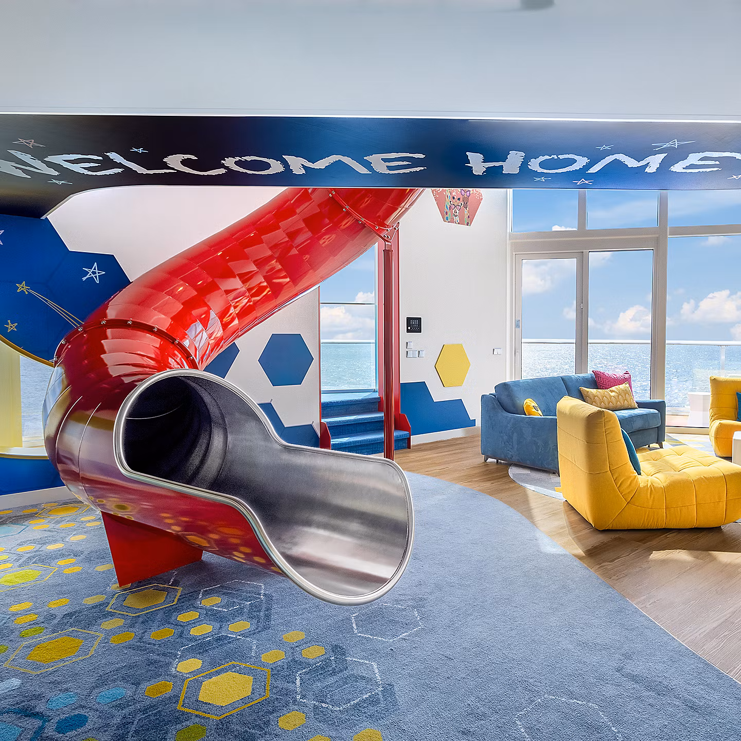 Круїзний лайнер Legend of the Seas - ultimate-family-townhouse-1440x1440px