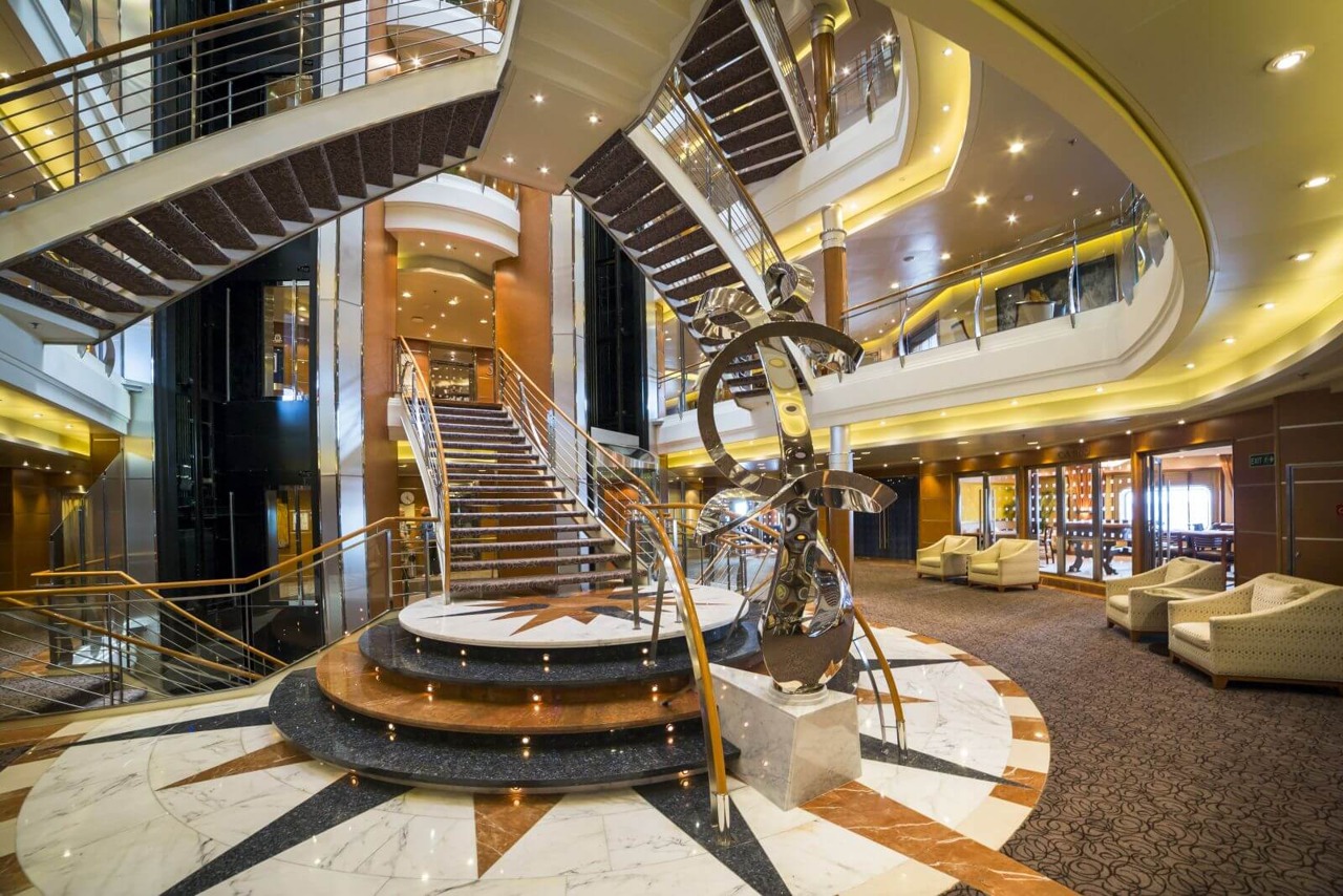 Круїзний лайнер Explorer of the Seas - Атриум (Atrium)