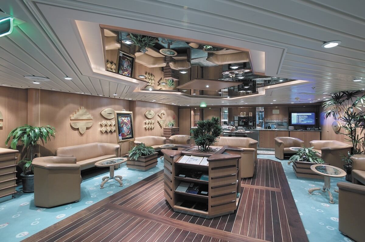 Круїзний лайнер Explorer of the Seas - Клуб (Concierge Club)
