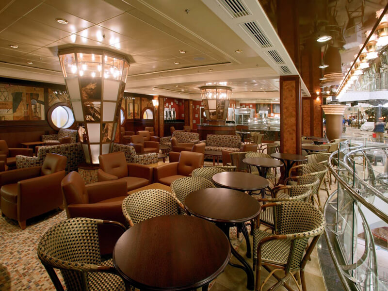 Круїзний лайнер Freedom of the Seas - Кафе Променад (Cafe Promenade)